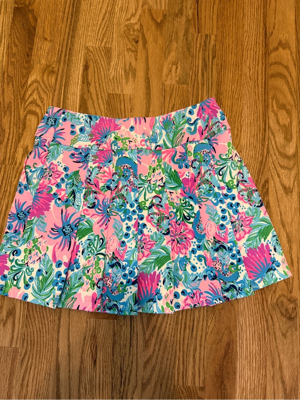 NWOT Lilly Pulitzer Hot Pink Athletic Skort with Aqua Accents